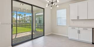 4470 Waterside Dr Gallery 12