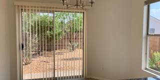 Lovely 3 Bedroom, 2 Bath In The NW! Gallery 7