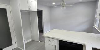 Fairfax/Culver 2-bedroom apartment Cameo Woods Gallery 9