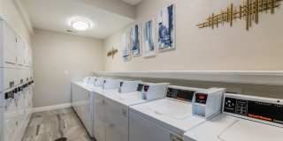 Flintridge Apartments Gallery 24
