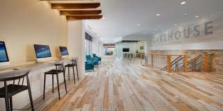 Lakehouse Gallery 29