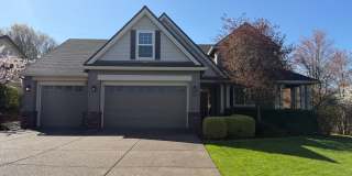5 Bedrooms and 2.5 Bathrooms with Views of the Rolling Hills of Corvallis Country Club 5 Bedrooms and 2.5 Bathrooms with Views of the Rolling Hills of Corvallis Country Club Gallery 1
