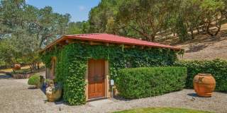 2491 Spring Mountain Road Gallery 4