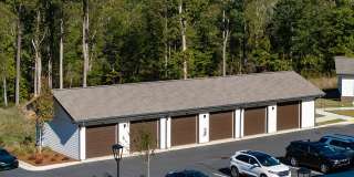 Aura Creekside Gallery 32