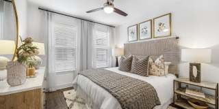 Hanover Stoneham Gallery 18