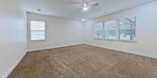 Room for Everyone in This Stunning 6-Bedroom Home! Gallery 8