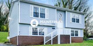 1005 North Jackson Avenue Gallery 2