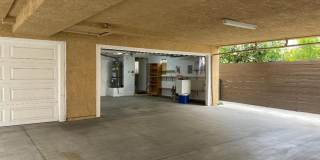 SPACIOUS 3BR/2.5BA EASTSIDE TOWNHOME FOR LEASE Gallery 18