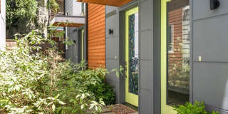 Chic Ballard Townhome with Views! Chic Ballard Townhome with Views! Gallery 1