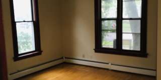 1908 Jackson St NE - 1 Gallery 27