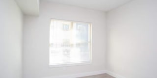 2724 Philomena St, #110 Gallery 4