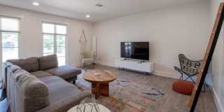 Hidden Gem Near South Congress – 3 Bed / 1 Bath Gallery 5