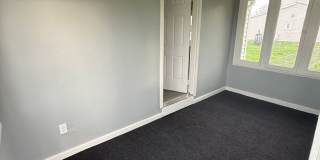 Cute 2 Bedroom Home with Large yard! Gallery 12