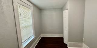 Wonderful Bungalow Just Renovated! Gallery 21