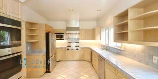 Traditional Six Bedroom Home with Exceptional SF Bay Views with In Law Unit Gallery 18