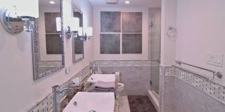 Luxury Living with Breathtaking City Views – Stunning Furnished 3BR/3BA in Bayfront Tower Gallery 22