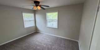 2 bedroom | 1 bathroom | Single family home with pool + detached room & full bathroom Gallery 24