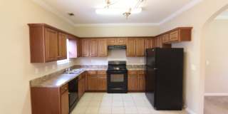 Homewood Area - Oxmoor Glen - Minutes to Downtown & UAB Gallery 6