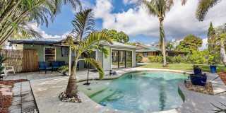687 NE Maranta Gallery 27