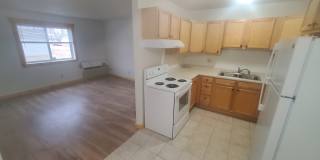 1705 La Cres St Gallery 1