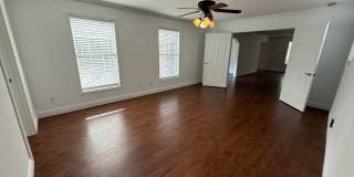 Gulf Breeze - Proper - 5 bedroom, 3.5 bathroom with pool and lawn care included Gallery 19