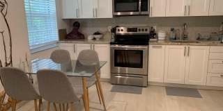 801 SW 10th Street Gallery 2