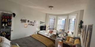 2 Bed on the Green Line for August Gallery 6