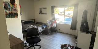 6 Bedroom 3 Bathroom House on Corner lot- LARGE ROOMS Gallery 12