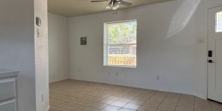 411 8th Street Gallery 1