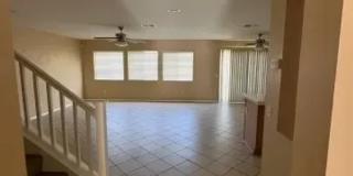 Beautifully designed stunning 5-bedroom, 3-bathroom home Gallery 10