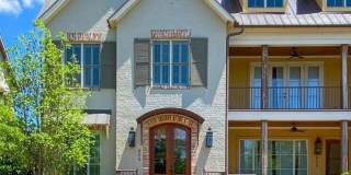 208 Eastpark Street Gallery 1