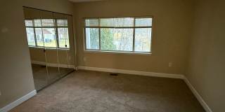 Spacious 3 Bedroom Condo- RENT TODAY & SAVE! Gallery 12