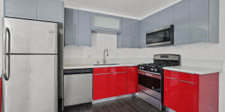 1321 W 36th Place Apartments Gallery 1