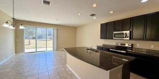 3 BEDROOM 2.5 BATHROOM 1 CAR GARAGE IN PINE RIDGE AT OAK CREEK !!! Gallery 4