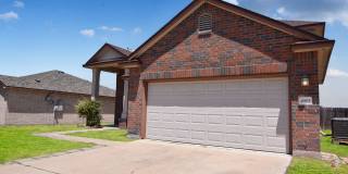 4903 Golden Gate Dr Gallery 2