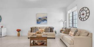 304 NW 36th Avenue Gallery 21