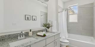 Caliza at the Loop Gallery 82