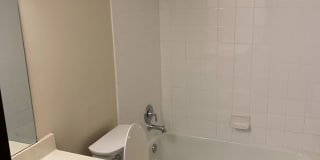 Bristol Square Apartments Gallery 128