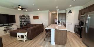 THE COVE AT VILLAGGIO NEAR BAFB Gallery 9