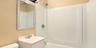 3 Bedroom Located In Wichita Gallery 13