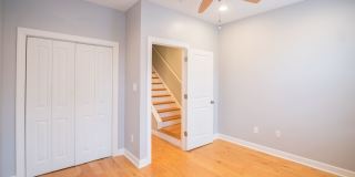 Contemporary Three Bedroom Home in Point Breeze Gallery 15