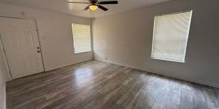 Charming 3-Bedroom Home with Hardwood Floors & Spacious Backyard Gallery 3