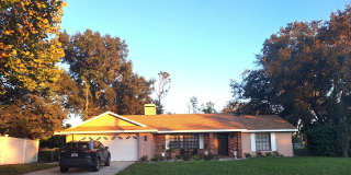 SPACIOUS 3 BR 2 BATH HOME WITH ADDED AIR CONDITIONED SPACE IN GARAGE SPACIOUS 3 BR 2 BATH HOME WITH ADDED AIR CONDITIONED SPACE IN GARAGE Gallery 1