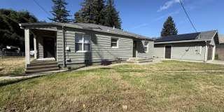 401 Ainsley Avenue Gallery 1