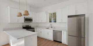 10558 Encino Avenue Gallery 4