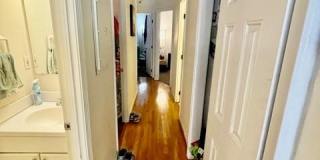 17 Thacher St. Gallery 4