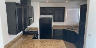 Beautiful 3Bed/3Bath/2Car corner lot home located in the guard gated Tuscany Community Gallery 5