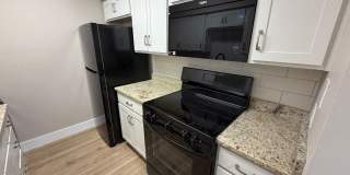 ANNUAL RENTAL - 1 BED / 1 BATH CONDO AT MYSTIC GARDENS Gallery 7