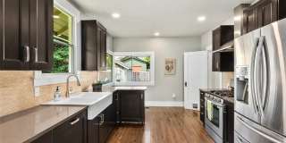 Beautiful, Spacious Tacoma Home! Apply today! Gallery 8