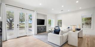 304 N Royal Ascot Drive Gallery 30